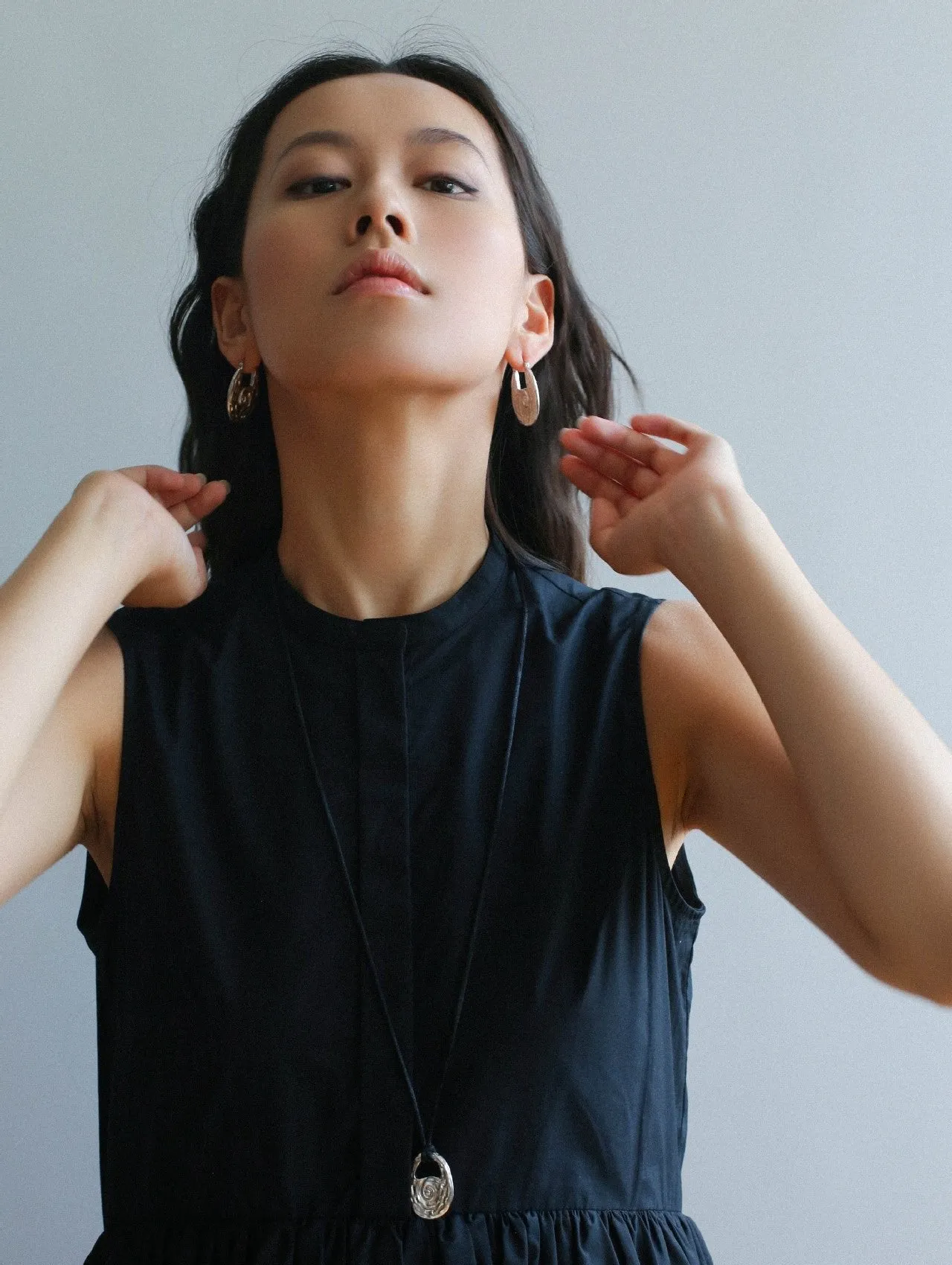 Conch Texture Hoop Earrings