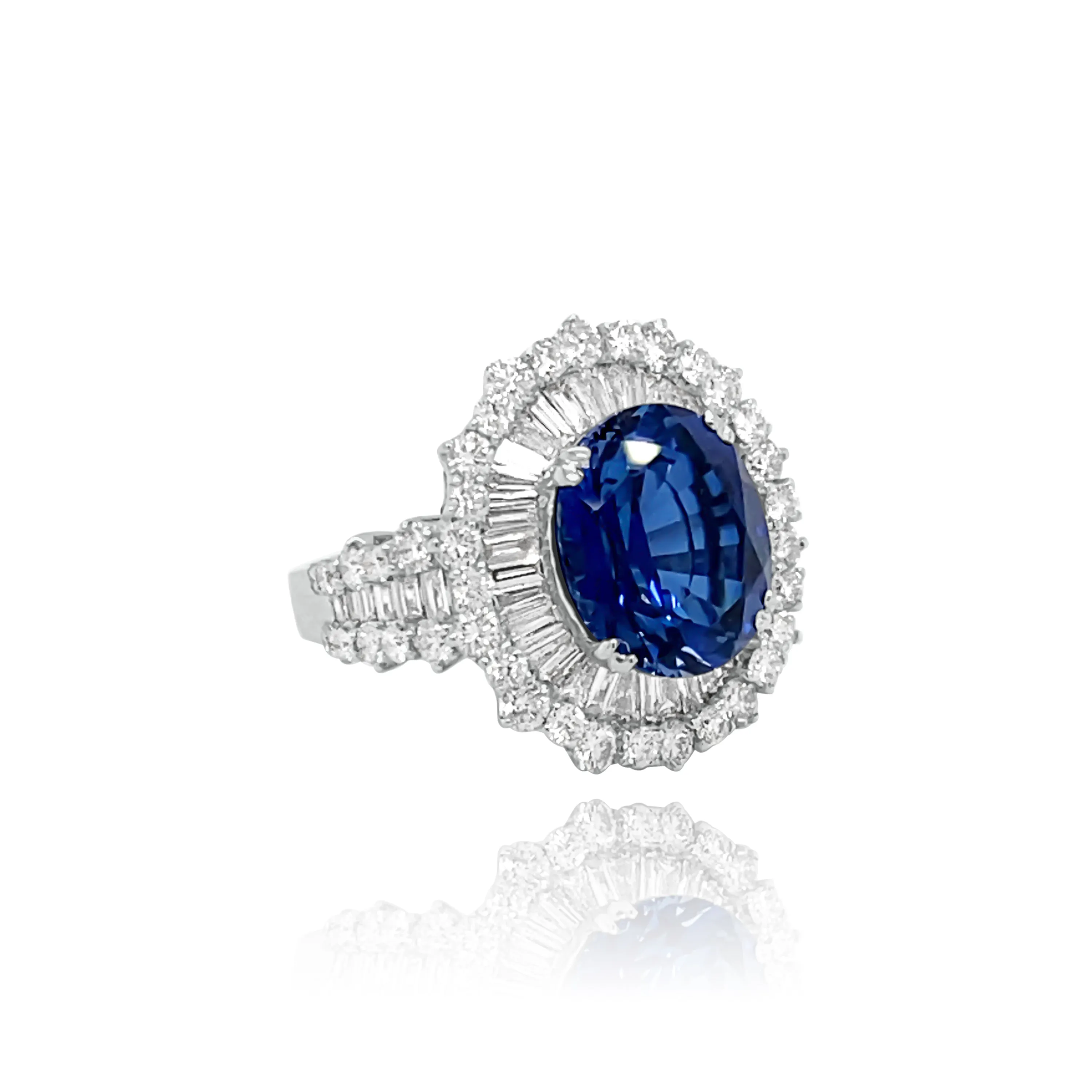 DIAMONDS & SAPPHIRE "OCEAN" RING.