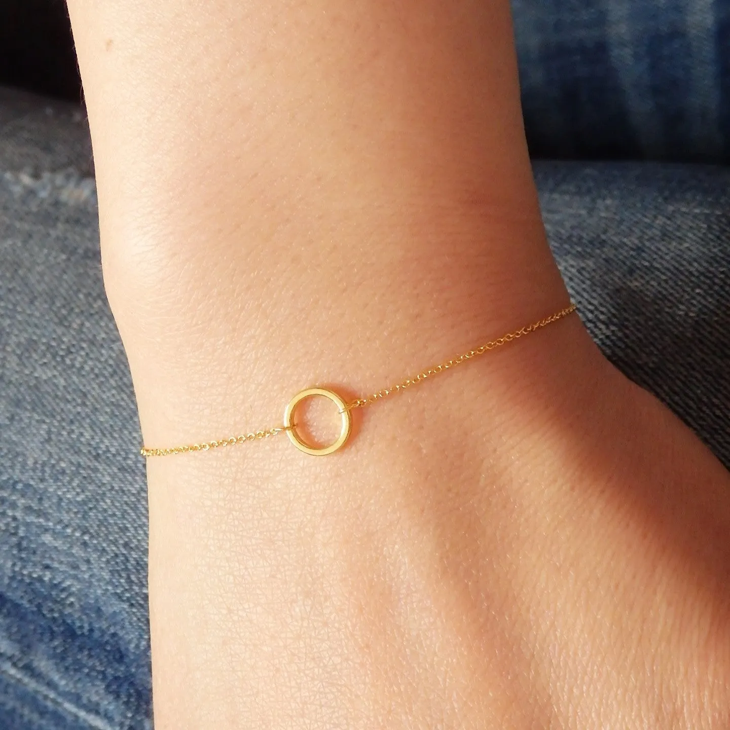 Gold Bracelets Women with Circle, made of 16k Gold Plated