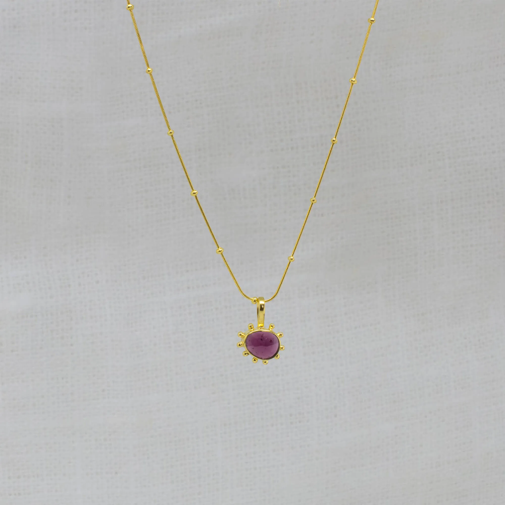 Irregular Gemstone Organic Dot Work Pendant Necklace