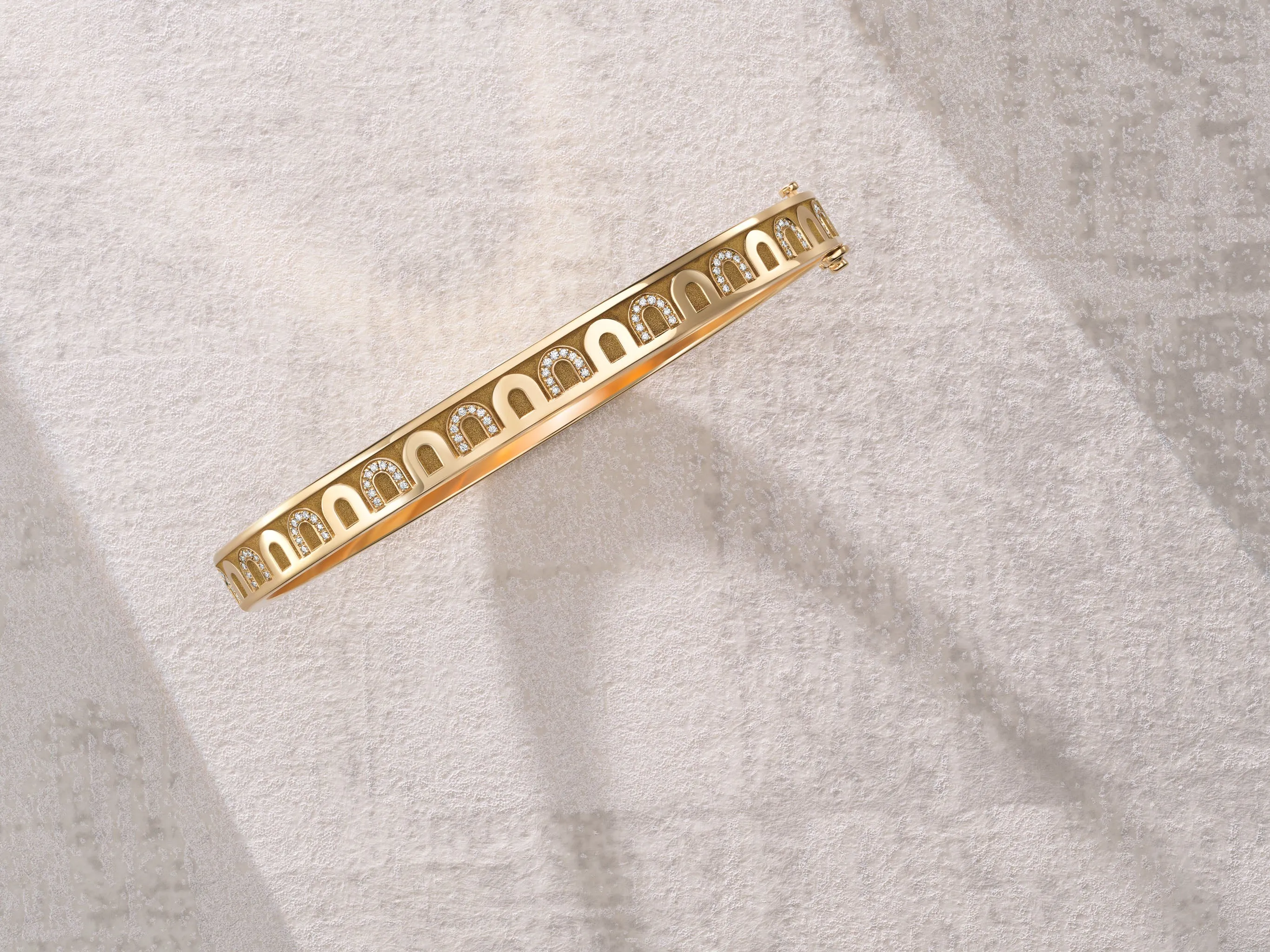 L'Arc de DAVIDOR Bangle PM, 18k Yellow Gold with Satin Finish and Colonnato Diamonds