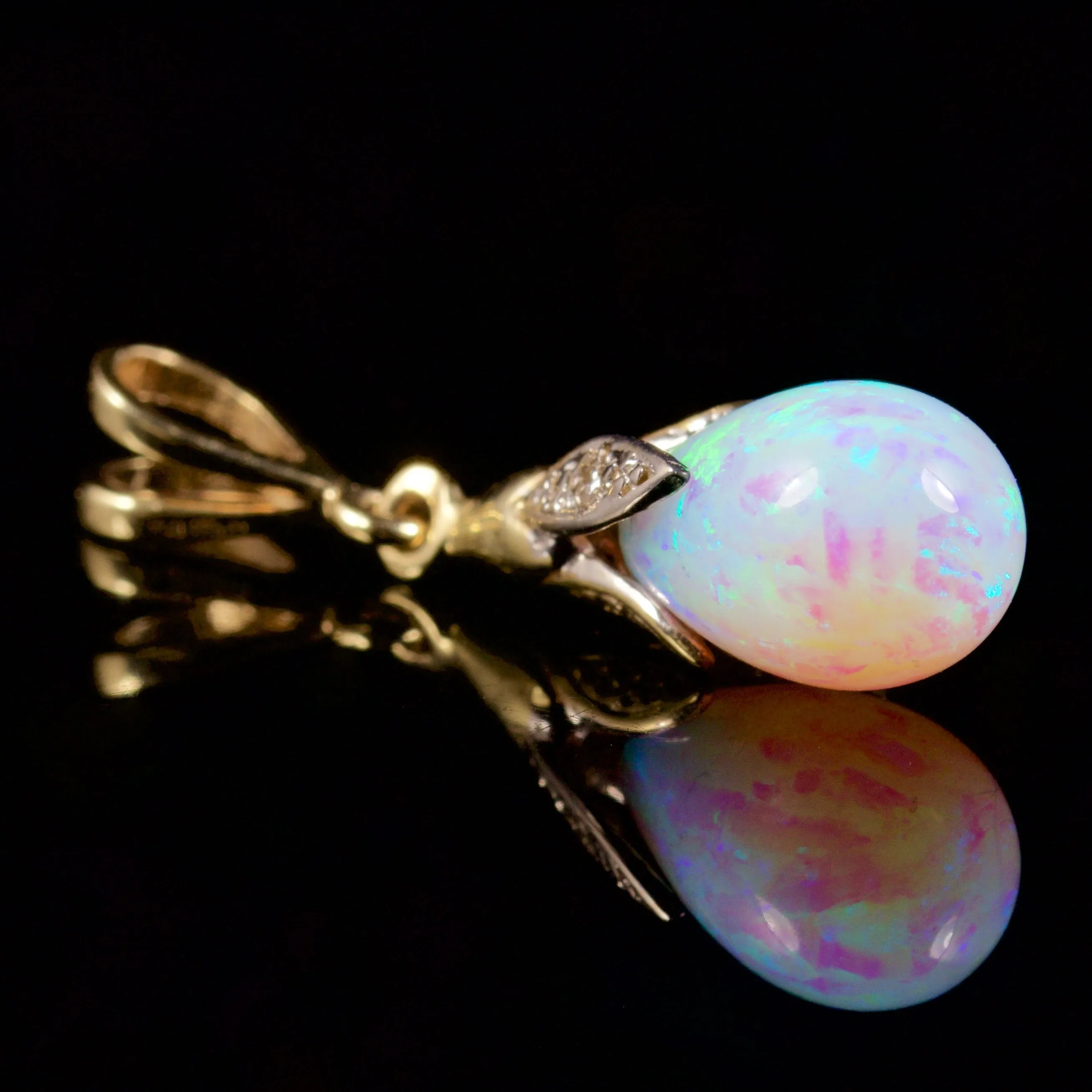 Opal Diamond Pendant 9Ct Gold Pendant