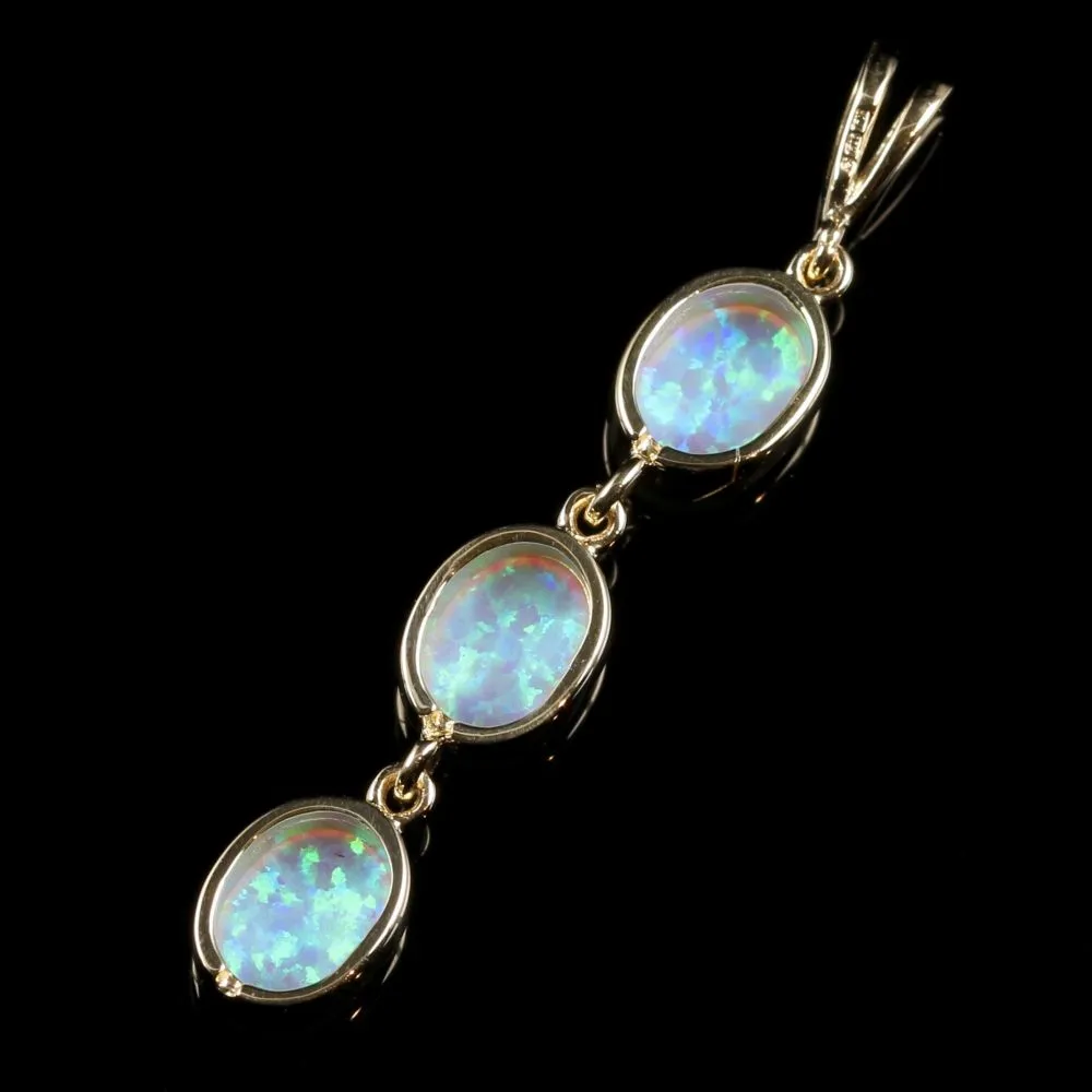 Opal Triple Gold Pendant 4.50Ct