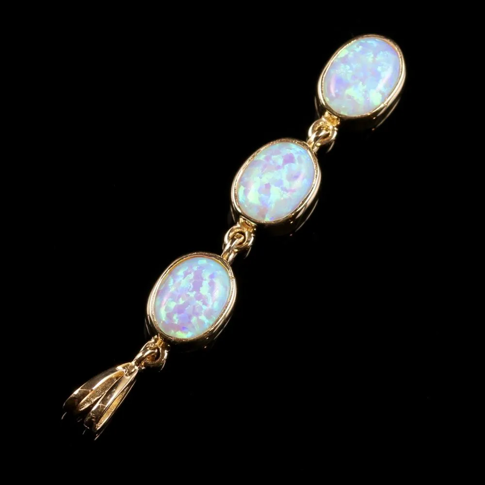 Opal Triple Gold Pendant 4.50Ct