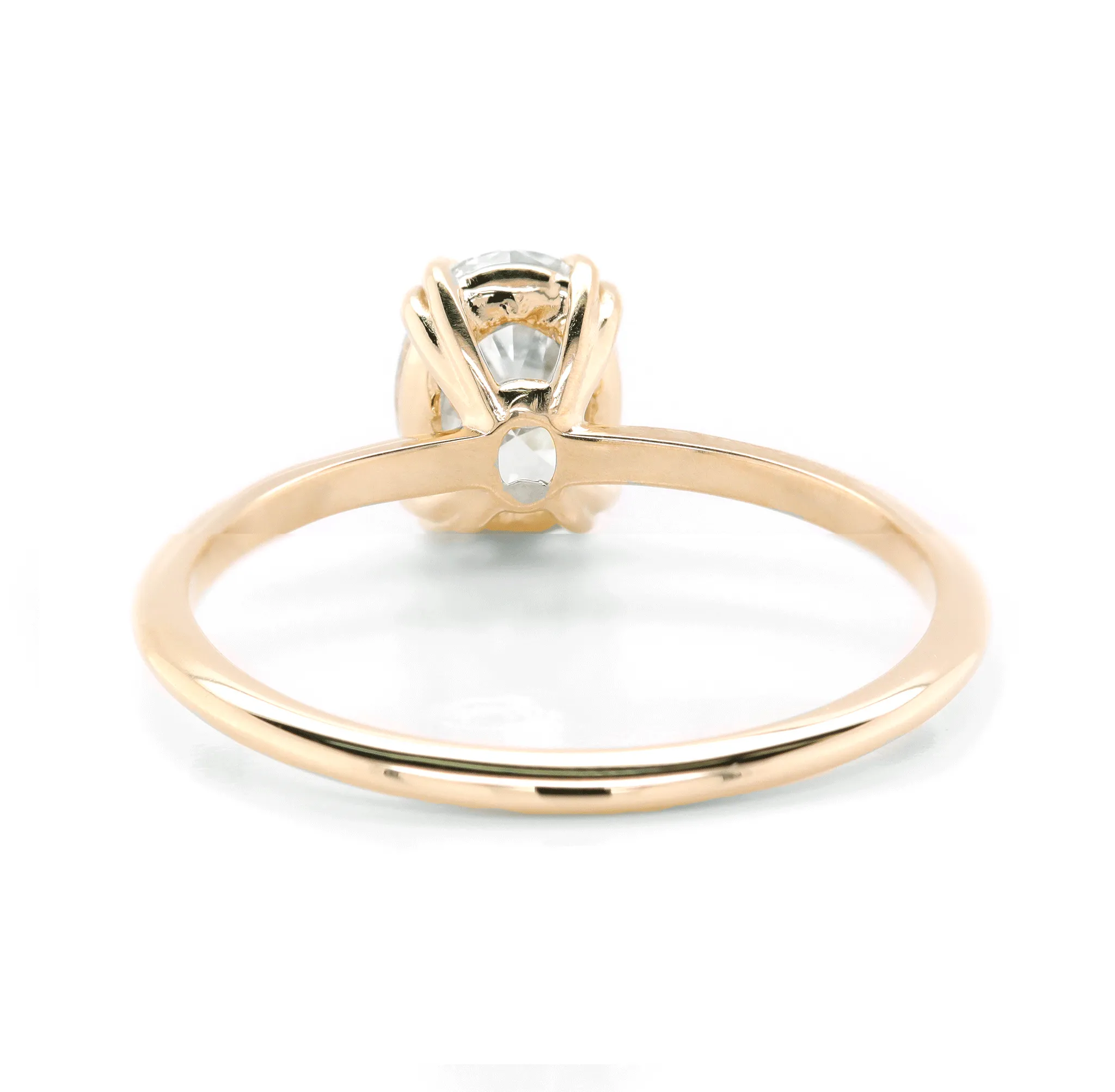 Oval Solitaire | diamond