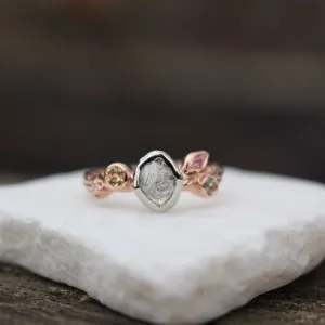 "Featured" ring